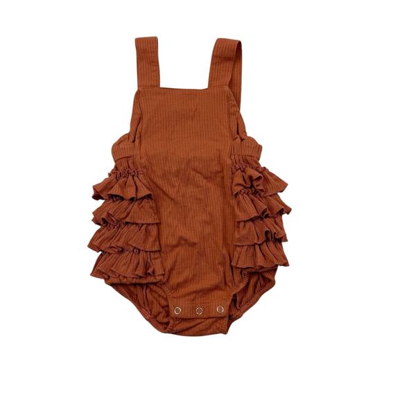Kate Quinn Ribbed Side Ruffle Bubble Romper - Picture 1 of 7